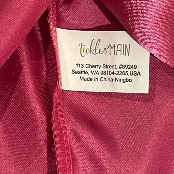 TICKLE & MAIN Unicorn Sleepover Squad Kit Robe Size 4-8 Book Plush Unicorn - Picture 5 of 9